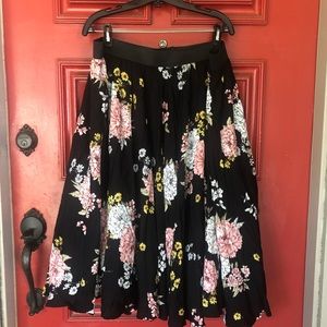 Torrid full challis skirt